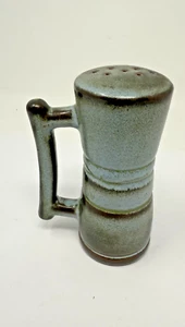 Sapulpa Okla-Frankoma Pottery-Plainsman Salt Shaker-Woodland Moss-Vintage (NEI) - Picture 1 of 6
