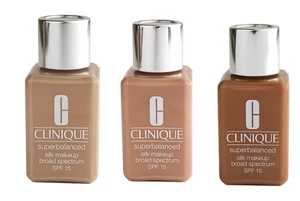 Clinique Superbalanced Silk Makeup SPF15 Foundation Travel Size .5oz/15ml - Picture 1 of 3