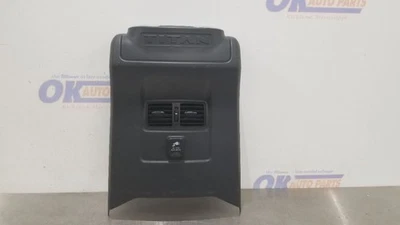 16 ОБОДОК ЗАДНЕГО ПОДСТАКАННИКА NISSAN TITAN XD CENTER CONSLOLE - Изображение 1 из 4