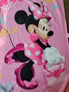 Disney Minnie Mouse Fleece Reisedecke - Bild 1 von 17