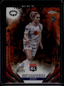 2023-24 Topps Chrome Women's Champions League Refractor Ellie Carpenter RC /75 - Bild 1 von 2