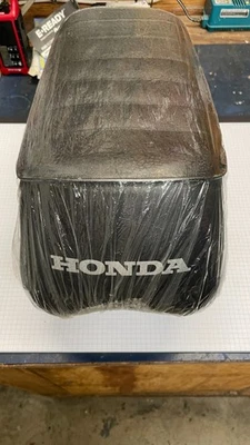 Genuino Nuevo Honda OEM Mini Trail 50 Seat Z50A K0 K1 K2 77100-045-671A Foto 1 de 4
