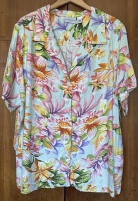 Jaclyn Smith Tropical Floral Button Up Blouse S/S 3X  Almost VTG Vacation Beachy - Image 1 of 4