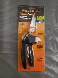New FISKARS PowerGear2 Bypass Prunner 3/4" Cutting Width 2" Blade Rust Resistant - Picture 1 of 3