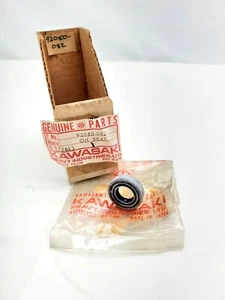 NEW KAWASAKI KL600 KL250 KLT200 Praire KLT250 Shift Shaft Oil Seal NOS 92050-082 - Picture 1 of 6