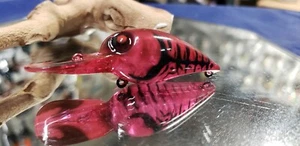 Custom painted Wiggle wart crankbait (RED Phantom Craw)) - Picture 1 of 8