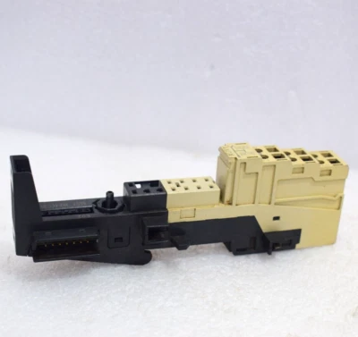 SIEMENS 6ES7193-4CC30-0AA0 TERMINAL BASE MODULE T1-P15C23-A1 - Image 1 of 4