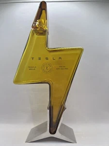 Botella decantadora de tequila Tesla vacía sin soporte de alcohol y caja (la botella está vacía) - Imagen 1 de 5