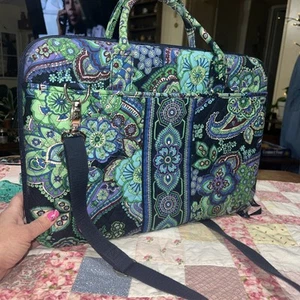 Vera Bradley Bandolera Estuche Rígido para Laptop/Tablet con Correa Azul/Verde - Imagen 1 de 9