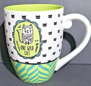 2016 It's Cats & Dogs One Wild Cat Ceramic 20 oz Coffee Tea Mug Cup Amylee Weeks - Picture 1 of 8