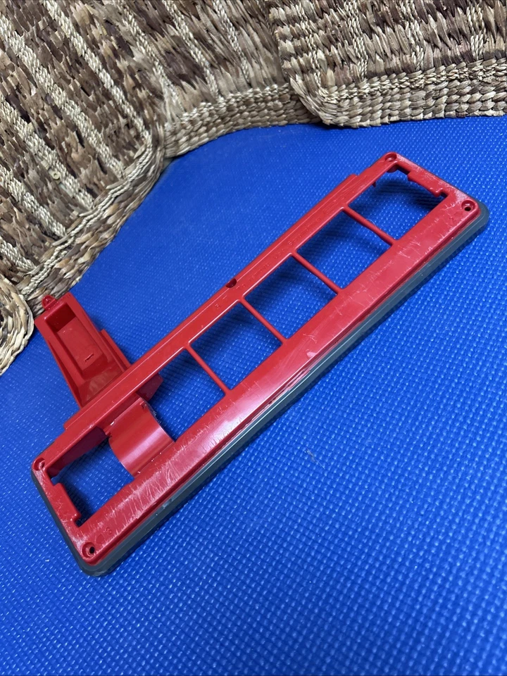 Hoover UH72630 UH72630PC BOQUILLA INFERIOR SUELA DESLIZANTE PLACA SUELA ROJA OEM Parte Foto 1 de 4