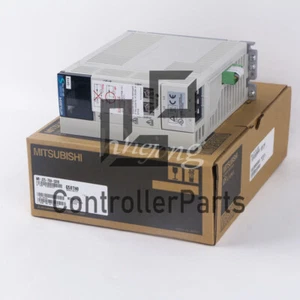 NUOVO 1 PZ MITSUBISHI SERVO DRIVE MR-J2S-70A-S019 - Foto 1 di 8