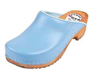 Zoccoli uomo in legno e pelle colore blu F3 - Foto 1 di 4