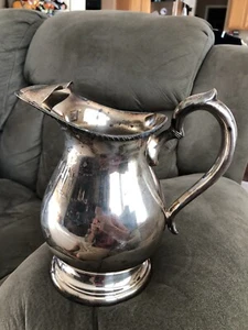 MARSHALL FIELDS VINTAGE WATER PITCHER STAMPED WITH MARSHALL FIELDS A22 - Picture 1 of 8