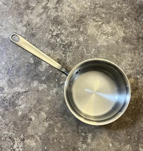 Hecho en utensilios de cocina - Calentador de mantequilla de acero inoxidable de 3/4 cuartos - Olla de 0,75 cuartos hecha en - Imagen 1 de 11