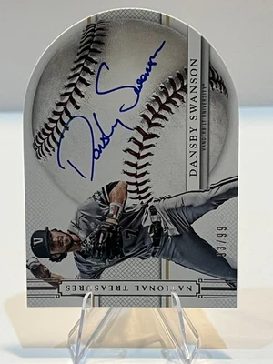 Panini National Treasures College 93/99 2015 Dansby Swanson #8 automático Foto 1 de 4