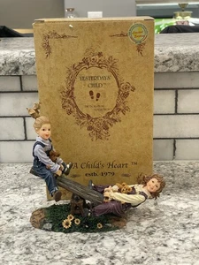 Boyd’s Yesterday’s Child Dollstone Collection Kaylie and Jenny..Seesaw Friends - Imagen 1 de 7