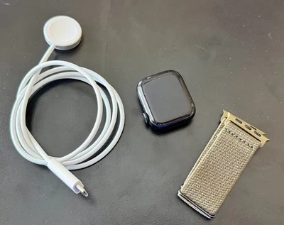 Apple Watch Series 8 41mm GPS A277O Midnight Fully Working, Good Condition - Image 1 of 4