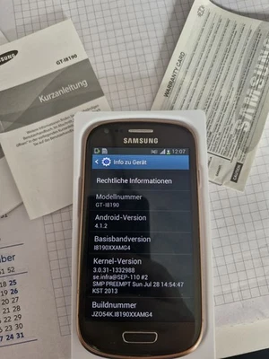 Samsung  Galaxy S III mini GT-I8190 - 8GB - Amber Brown (Ohne Simlock)... - Bild 1 von 4