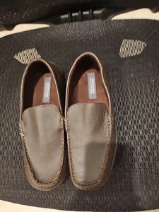 Reaction Kenneth Cole Race Slip Dark Brown Loafers Shoes Boys Size 5.5 NEW - Picture 1 of 7
