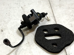 FORD FIESTA 2017 MK7 1.25 PETROL CLUTCH MASTER CYLINDER CV21-7A543-BA /2008-17 - Imagen 1 de 7
