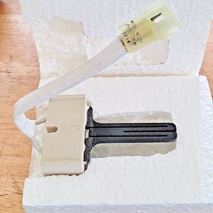 Trane IGN0026, WG37X0034, Hot Surface Ignitor, Genuine OEM Trane Part FREE SHIP - Picture 1 of 5