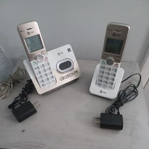 AT&T 2 Handset Cordless Home Phone System Caller ID Call Waiting Speakerphone - Zdjęcie 1 z 5