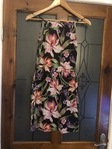 Missguided dress size 10 used Floral Great Condition Summer Dress Garden Party ! - Picture 1 of 4