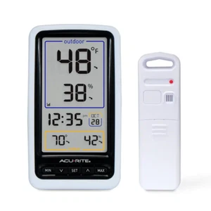 Wireless Digital Thermometer with Outdoor Temperature and Humidity - Picture 1 of 7