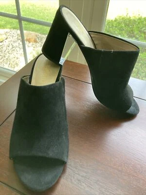 Mules de gamuza negra talla 7,5. Zapatos Nine West elegantes de tacón transparente para mujer - Foto 1 de 4