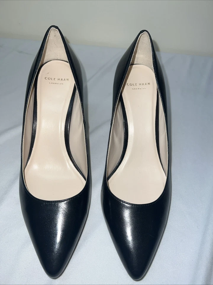 Zapatos de tacón de aguja Cole Haan Eliza Grand.OS de cuero liso con punta negra, 7B nuevos Foto 1 de 4