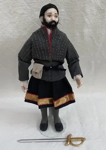 Casa de muñecas renacentista Tudor señor 1:12 muñeca artística hecha a mano porcelana - Imagen 1 de 12