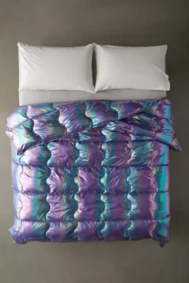 Edredón de nailon metálico Urban Outfitters-F/Q Foto 1 de 2