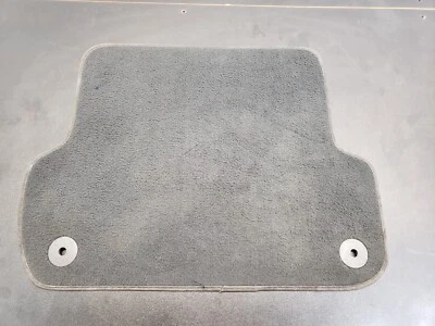 Alfombrilla trasera derecha Audi A4 B7 2002-2008 negra OEM 8E086450 Foto 1 de 4