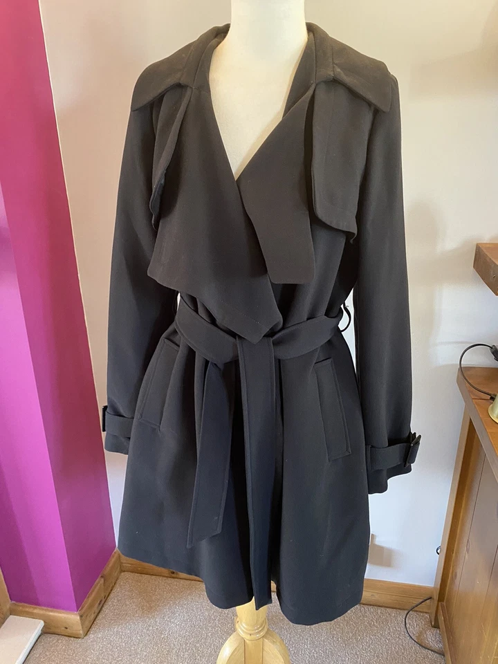 🖤OÁSIS JAQUETA TRENCH COAT OÁSIS GROSSA PRETA FEMININA CACHOEIRA MAC CINTO TAMANHO S 10 12 🖤 - Imagem 1 de 1