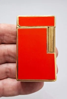 ICONICO MECHERO DUPONT CHAPADO EN ORO , ESMALTE ROJO Y DIAMANTES - DE COLECCION - Imagen 1 de 4