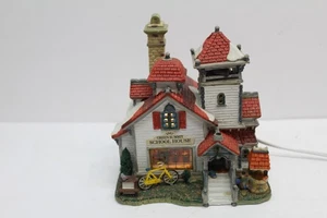 2003 Lemax Coventry Cove Villaggio di Natale Illuminato Verde Summit Scuola Casa - Foto 1 di 8