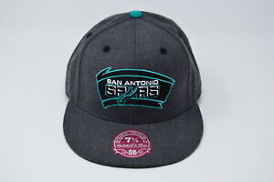 Mitchell & Ness Fitted Cap San Antonio Spurs NBA BRAND NEW