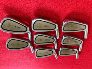 Bridgestone J's Titan Muscle Iron Head 8er Set 3-Pw Head Only Gebraucht - Bild 1 von 7