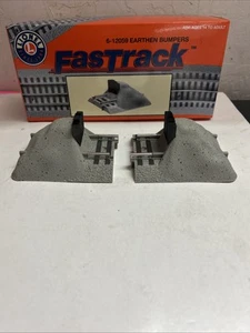 Lionel 6-12059 O Fast Track Earthen Bumpers (Pack of 2) - Picture 1 of 9