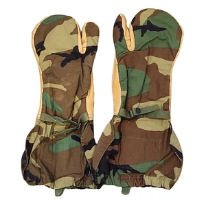 Used Need Repair Woodland Trigger Finger Mittens With Liner *Mocinc.1982* - Picture 1 of 4