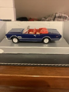 New Ray Dickie Oldsmobile 442 Cabrio, Metallic Blue - Mint Condition - Picture 1 of 7