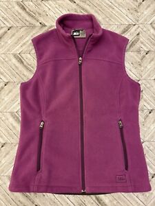 REI Fleece Vest Womens Small Purple Sleeveless Outdoor Hiking Running Logo
