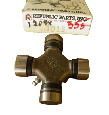 1013 UNIVERSAL JOINT 1963-83 Comet Cougar Fairlane Mustang y otros modelos Foto 1 de 2