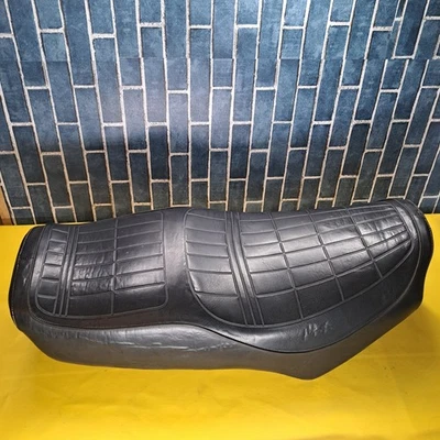 Sillín de asiento Yamaha Maxim 750 XJ750 1982-1983 Foto 1 de 4