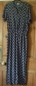 COTTON TRADERS BLACK DAISY FLORAL PRINT VISCOSE WIDE LEG JUMPSUIT SZ 16 - Picture 1 of 3