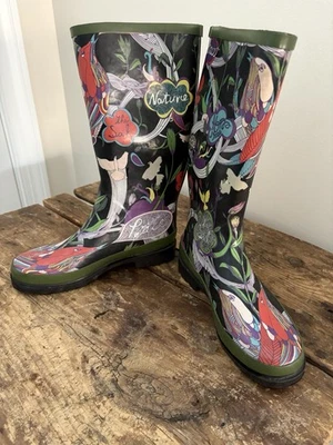 Botas de goma para lluvia impermeables The Sak para mujer talla 8 florales paz naturaleza hippy Foto 1 de 4
