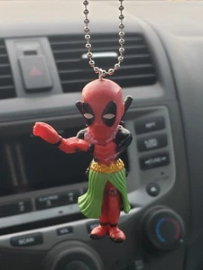 Adorno colgante espejo retrovisor coche Deadpool Doing Hula - cordón - Deadpool  - Imagen 1 de 2