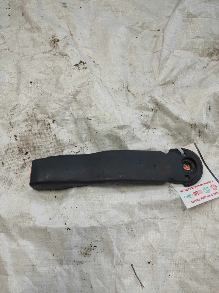 Chevy Avalanche Yukon Tahoe 2001 02 cinturón de seguridad delantero hebilla pasajero derecho grafito Foto 1 de 3