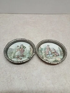 2 Vintage Gentleman & schöne viktorianische Dame Untersetzer-Anstecknadel Geschirr - Bild 1 von 6